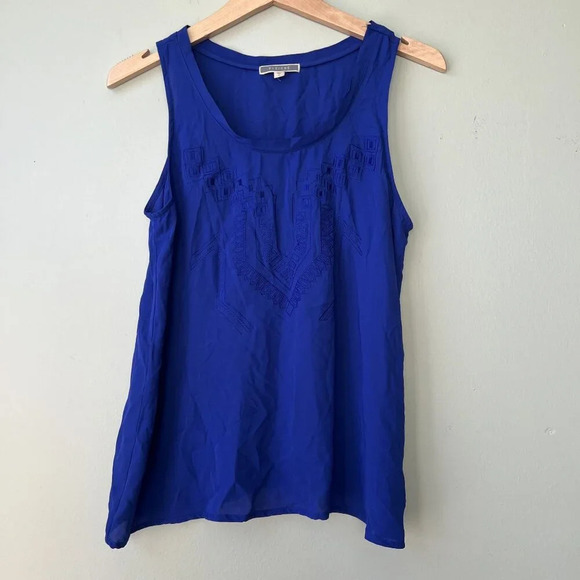 Pleione Sleeveless Blue Top With Geometric Embroidery‎ Pattern Size Small - Picture 1 of 2